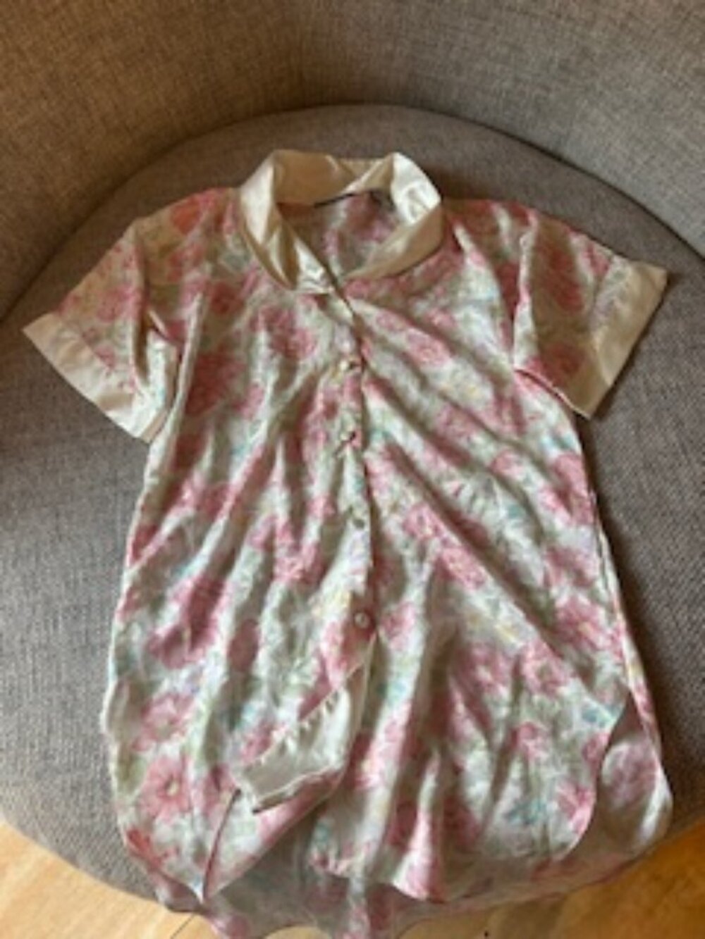 Amanda Smith Pajama Tops, size medium
